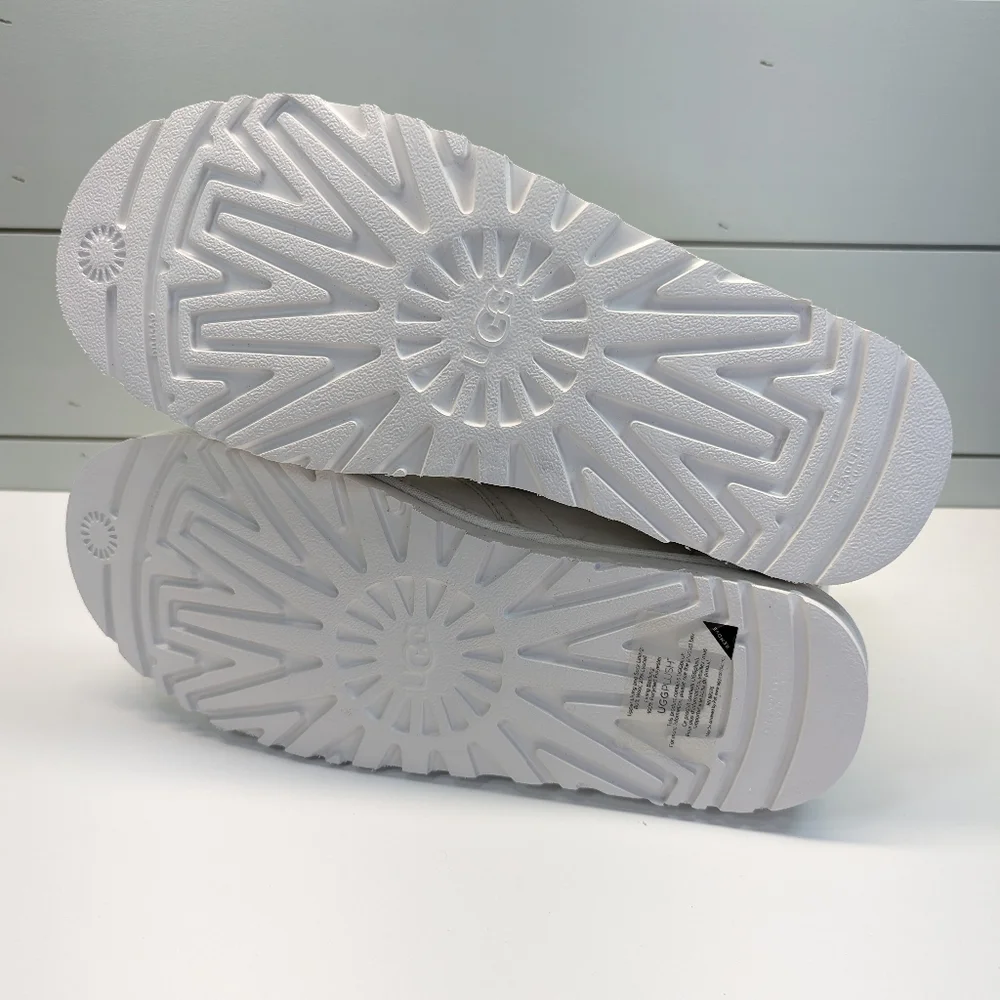 UGG NEUMEL White Black Logo Leather Chukka Boots Size Men's 12